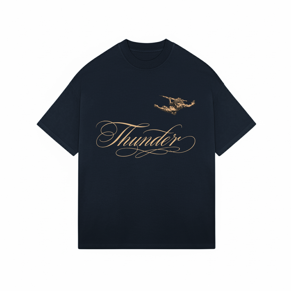 Camiseta Oversized Strong Deep Blue Cursive e Zeus