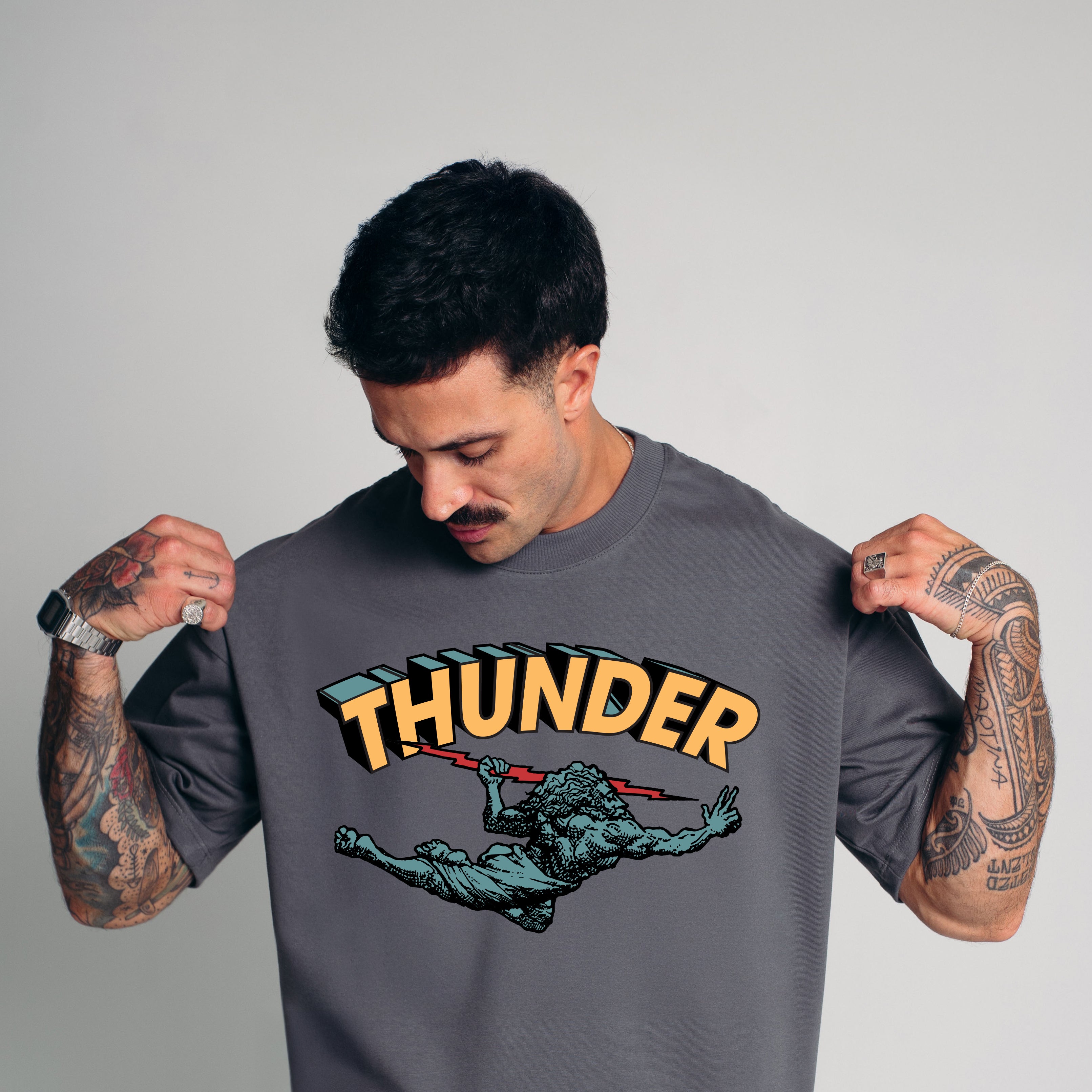 Camiseta Oversized Vintage Cinza Thunder God Co. Super