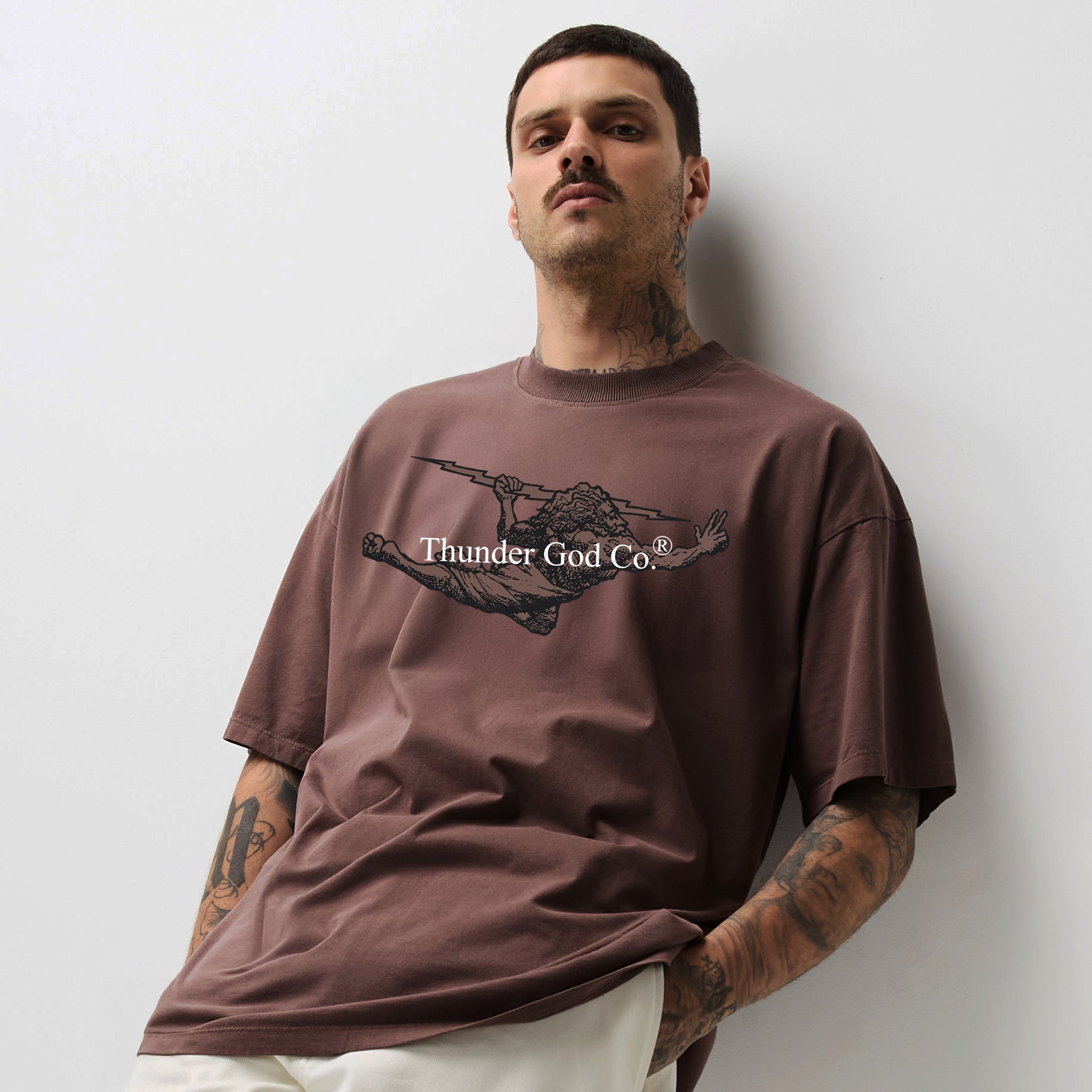Camiseta Oversized Vintage Marrom Thunder God