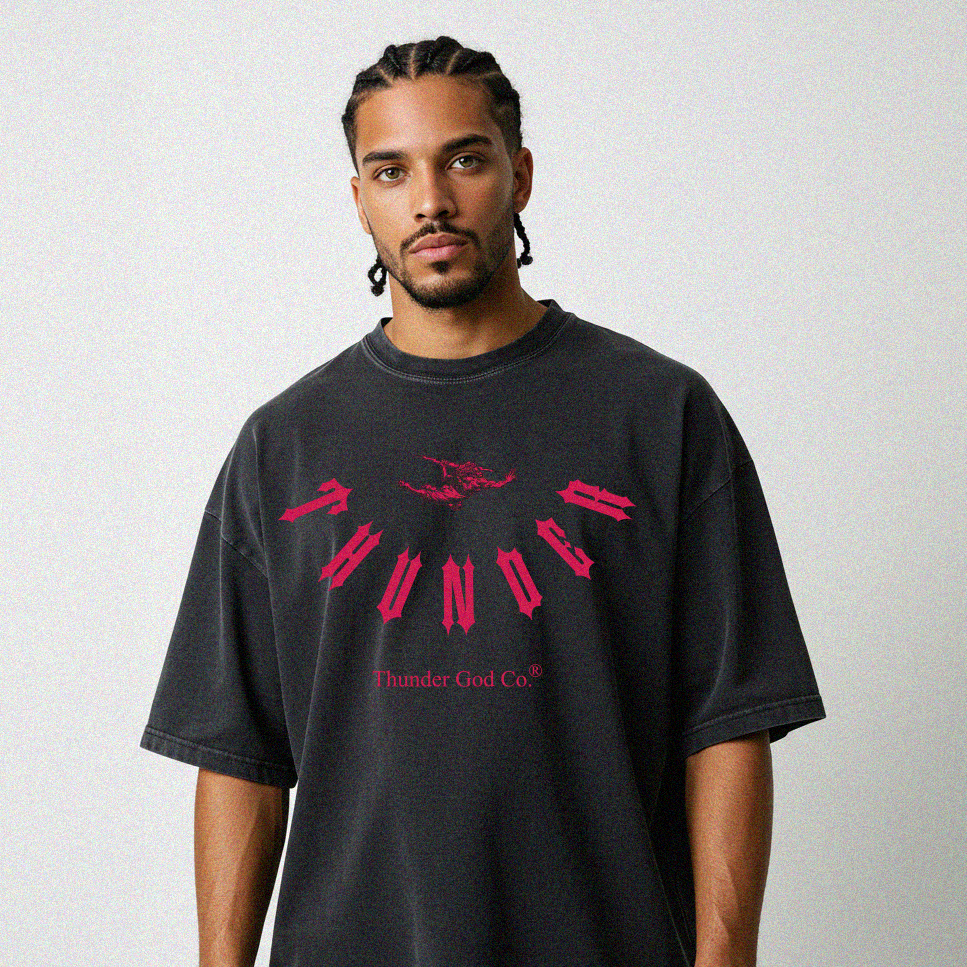 Camiseta Oversized Vintage Preta Thunder Curve Inverted Vermelho