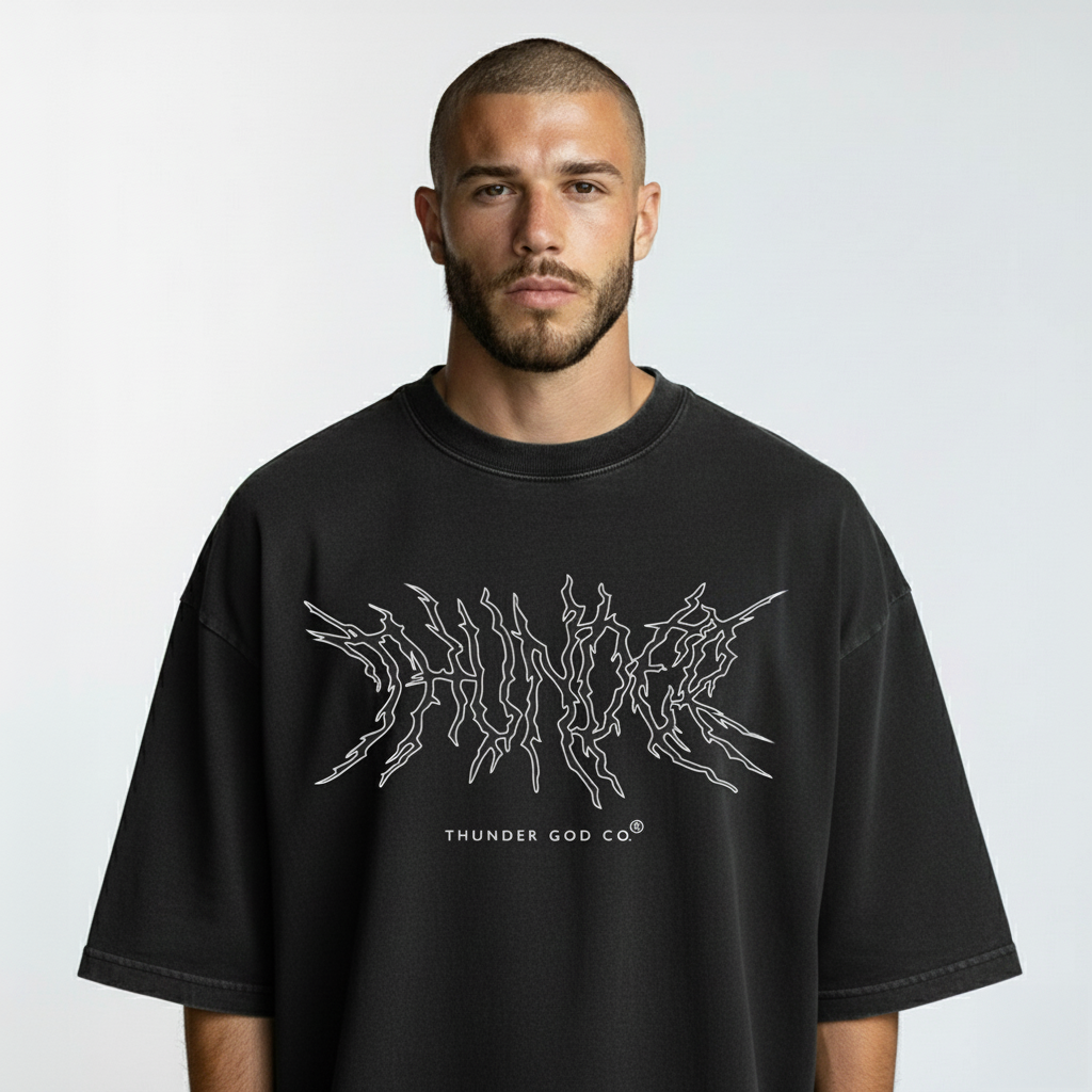 Camiseta Oversized Vintage Preta Thunder Spikes All Black